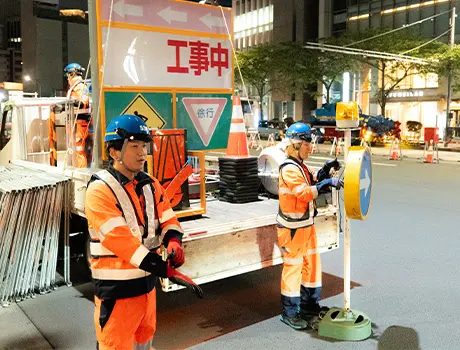 サンエス警備保障株式会社 上野支社＿道路規制（紹介元：株式会社第二章）(東京都台東区/上野駅/警備・交通誘導)_3